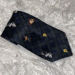 Looney Tunes Neck Tie 100% Polyester Vintage 1993 Tweety Bird Daffy Duck Bugs